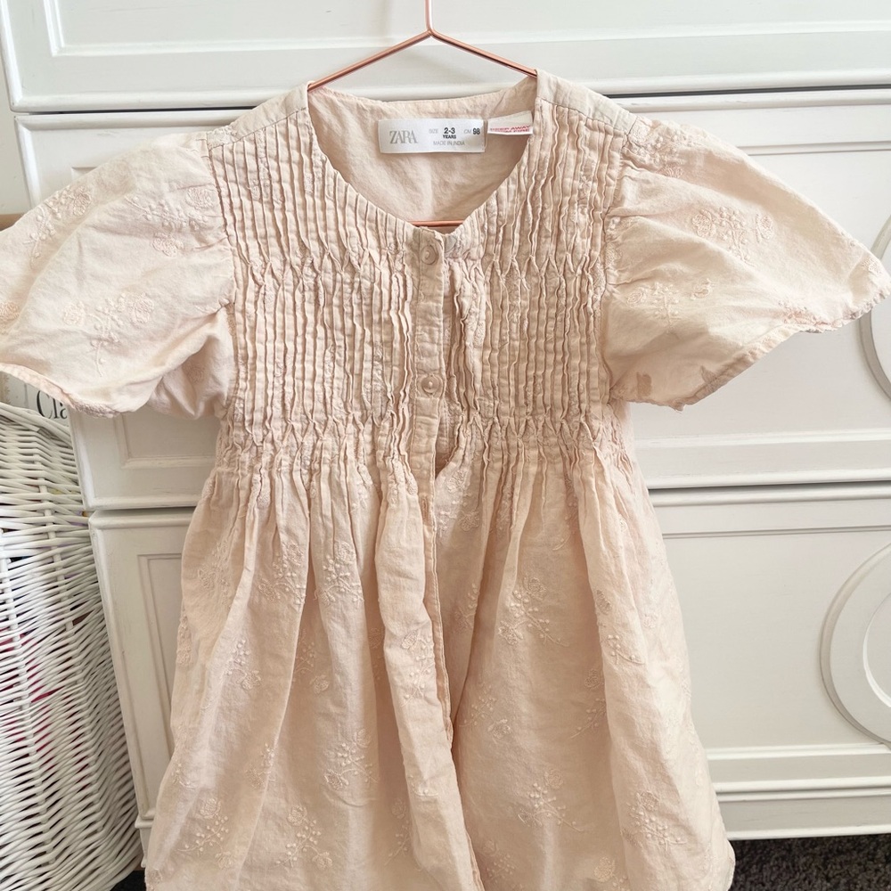 Zara beautiful Button-Up Dress